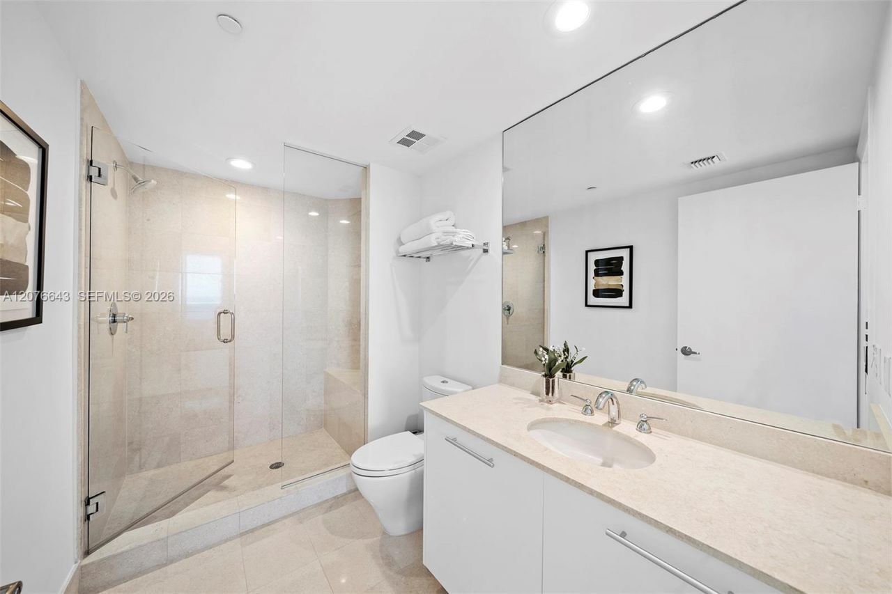 2711 S Ocean Dr, Unit 1502, Hollywood, FL 33019 Photo