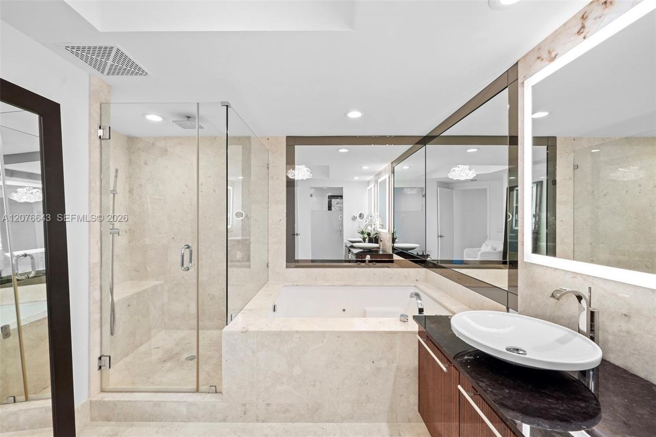 2711 S Ocean Dr, Unit 1502, Hollywood, FL 33019 Photo