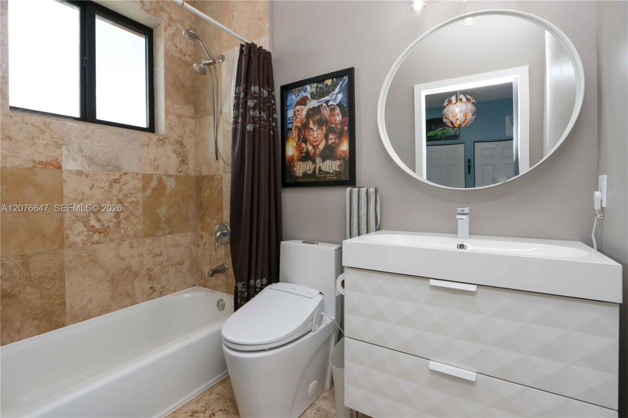 3018 SW 17th St , Miami, FL 33145 Photo