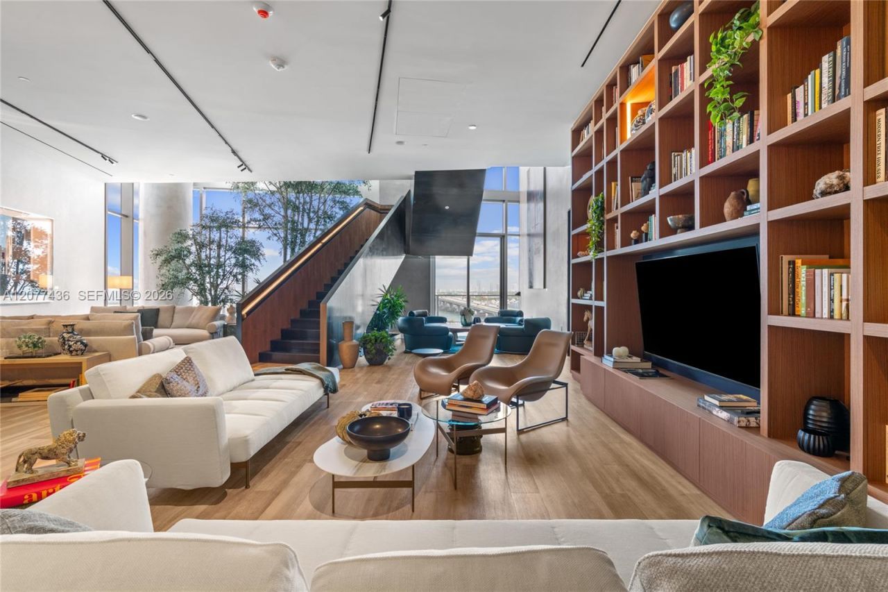 1400 Biscayne Blvd , Unit 4203, Miami, FL 33132 Photo