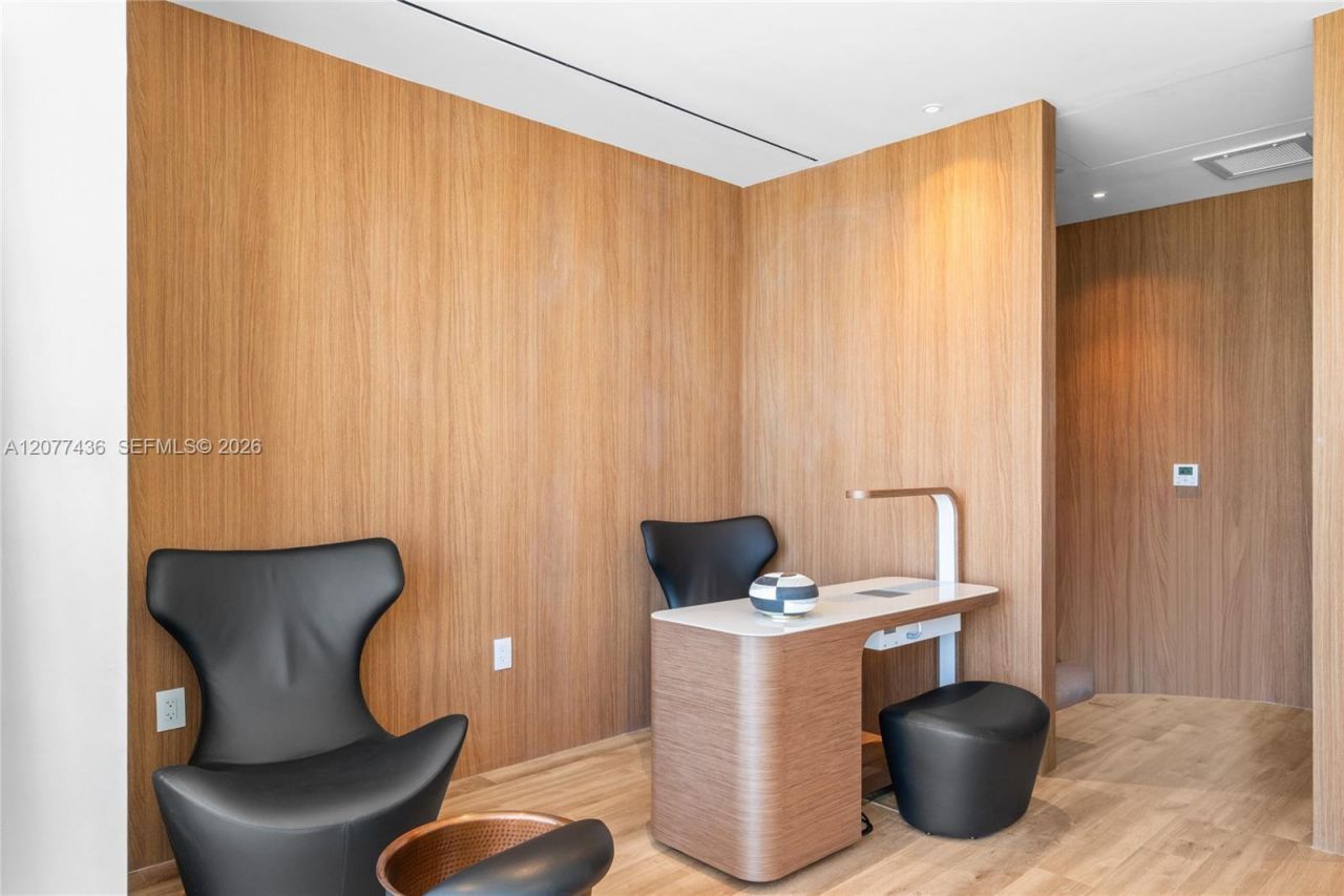 1400 Biscayne Blvd , Unit 4203, Miami, FL 33132 Photo
