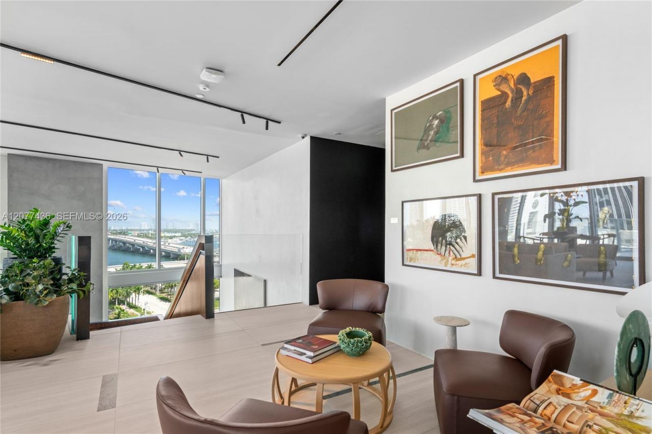 1400 Biscayne Blvd , Unit 4203, Miami, FL 33132 Photo