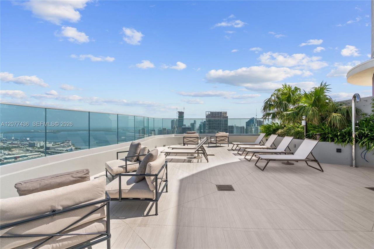 1400 Biscayne Blvd , Unit 4203, Miami, FL 33132 Photo