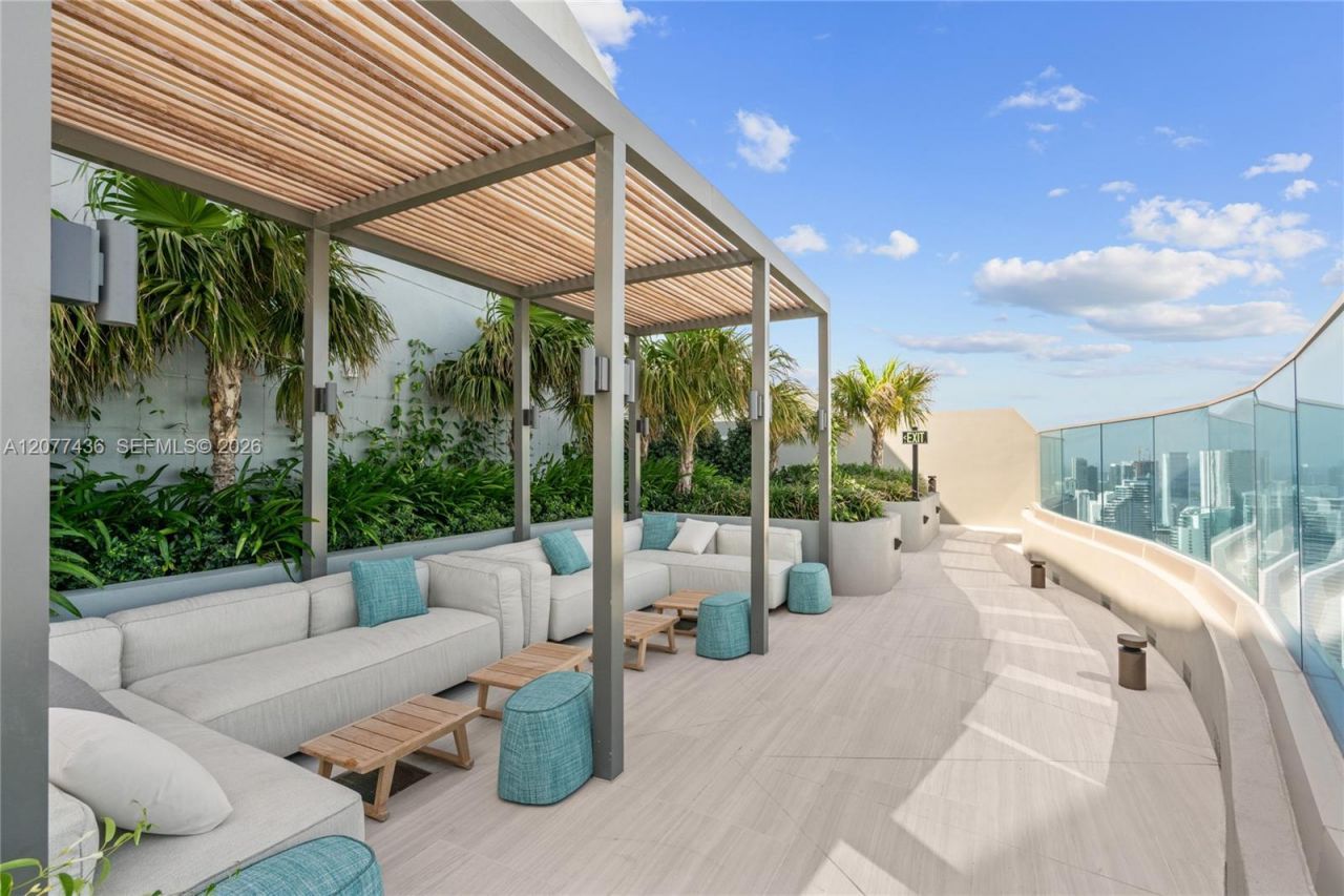 1400 Biscayne Blvd , Unit 4203, Miami, FL 33132 Photo