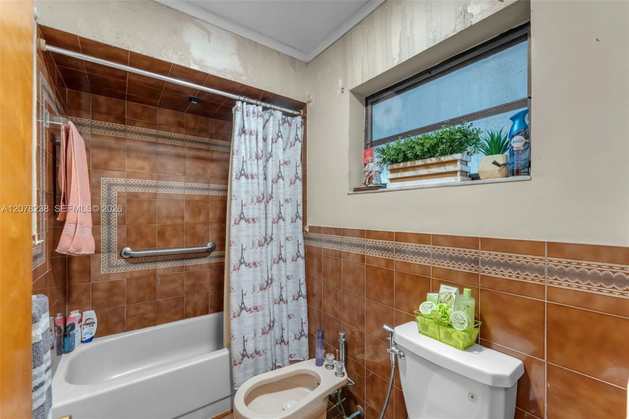 325 SW 122nd Ave, Miami, FL 33184 Photo