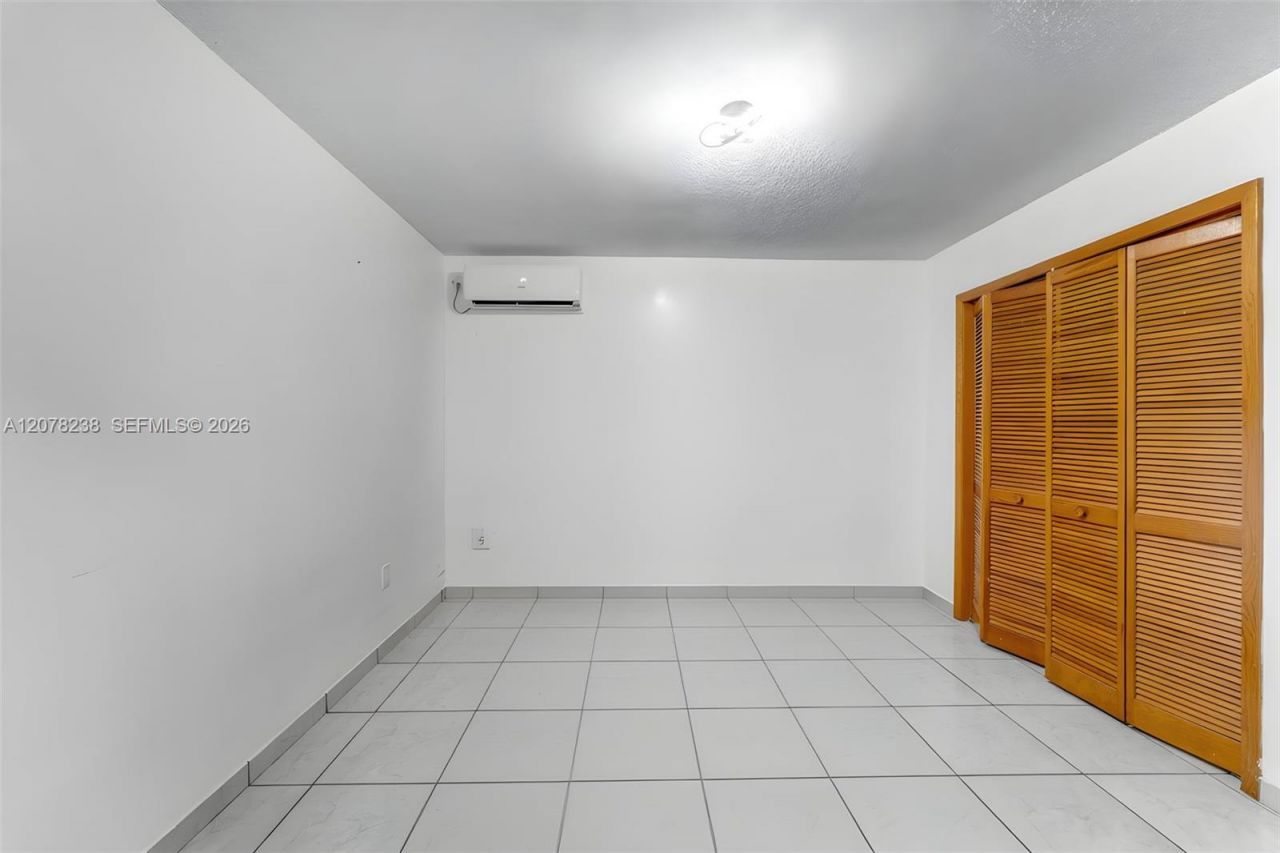 325 SW 122nd Ave, Miami, FL 33184 Photo
