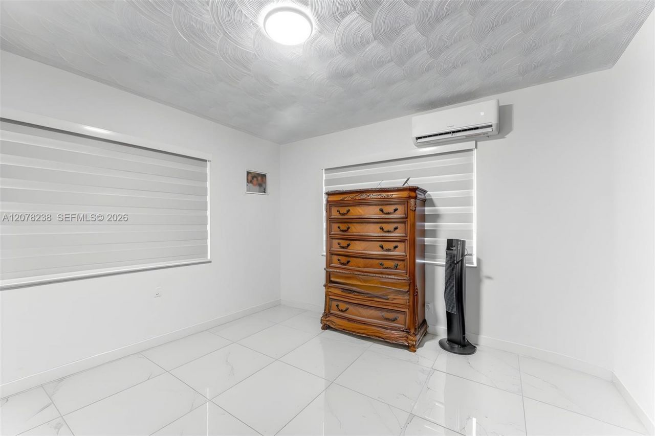 325 SW 122nd Ave, Miami, FL 33184 Photo