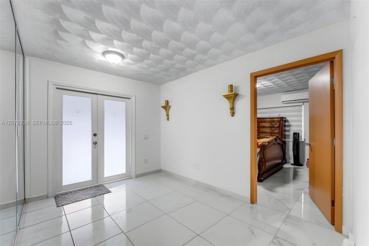 325 SW 122nd Ave, Miami, FL 33184 Photo