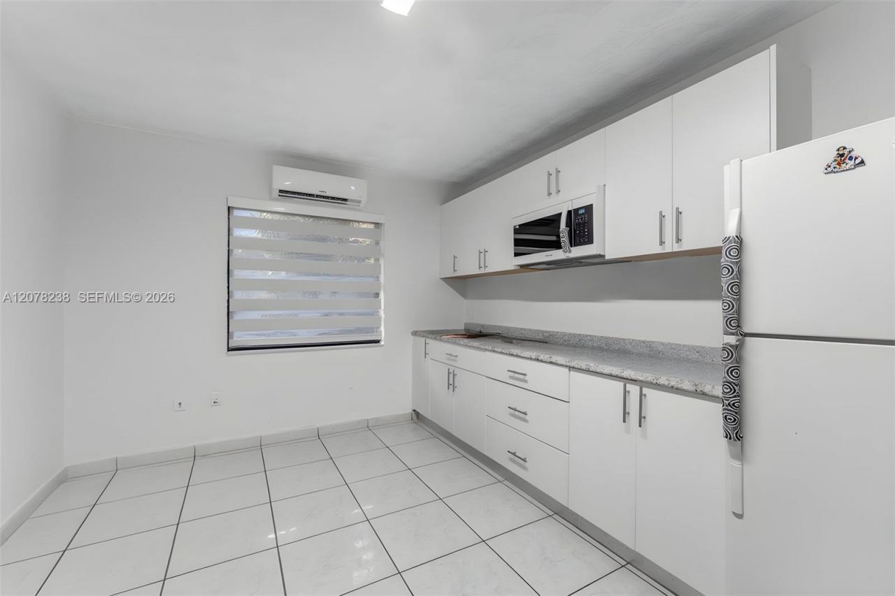 325 SW 122nd Ave, Miami, FL 33184 Photo