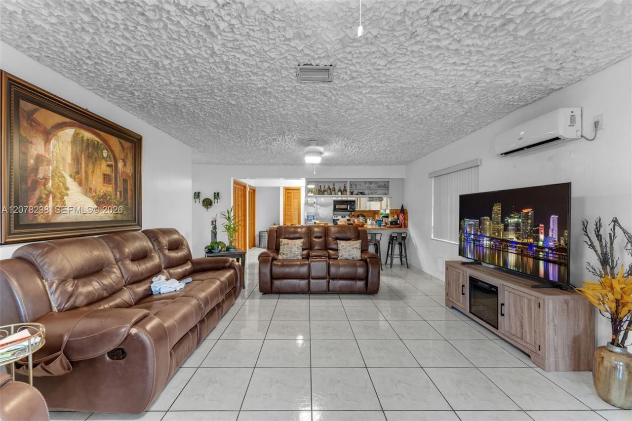 325 SW 122nd Ave, Miami, FL 33184 Photo