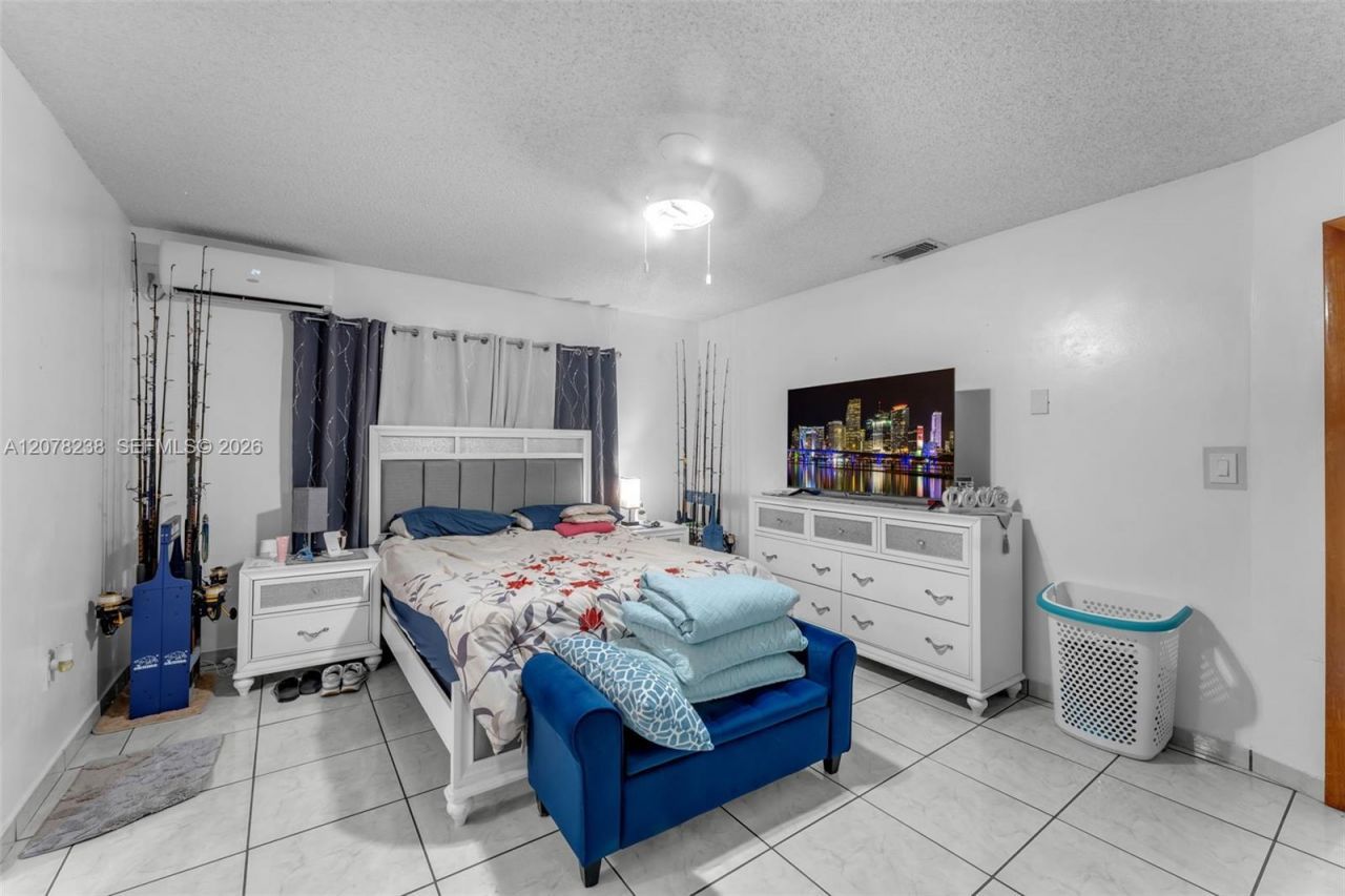 325 SW 122nd Ave, Miami, FL 33184 Photo