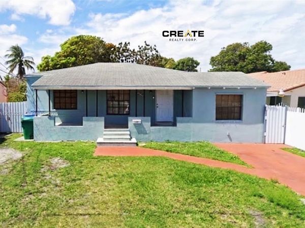 120 NW 18th Ave , Miami, FL 33125