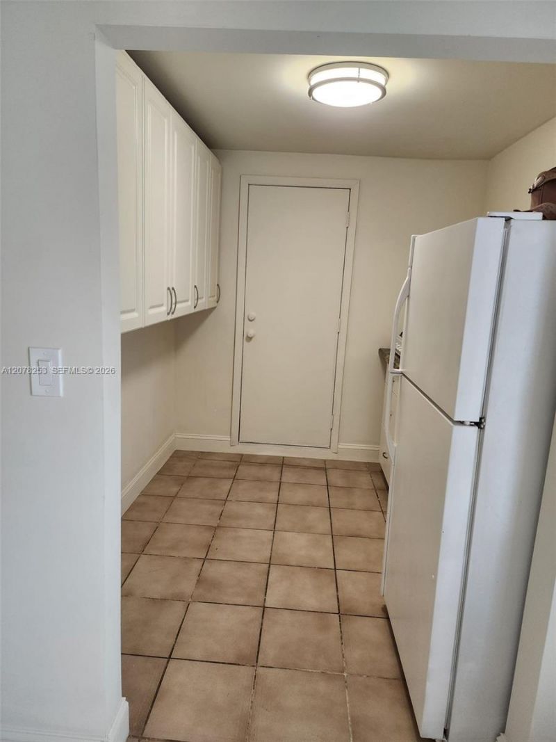120 NW 18th Ave, Miami, FL 33125 Photo