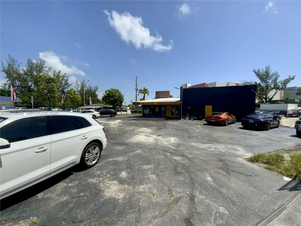15551 W Dixie Hwy, North Miami Beach, FL 33162 Photo