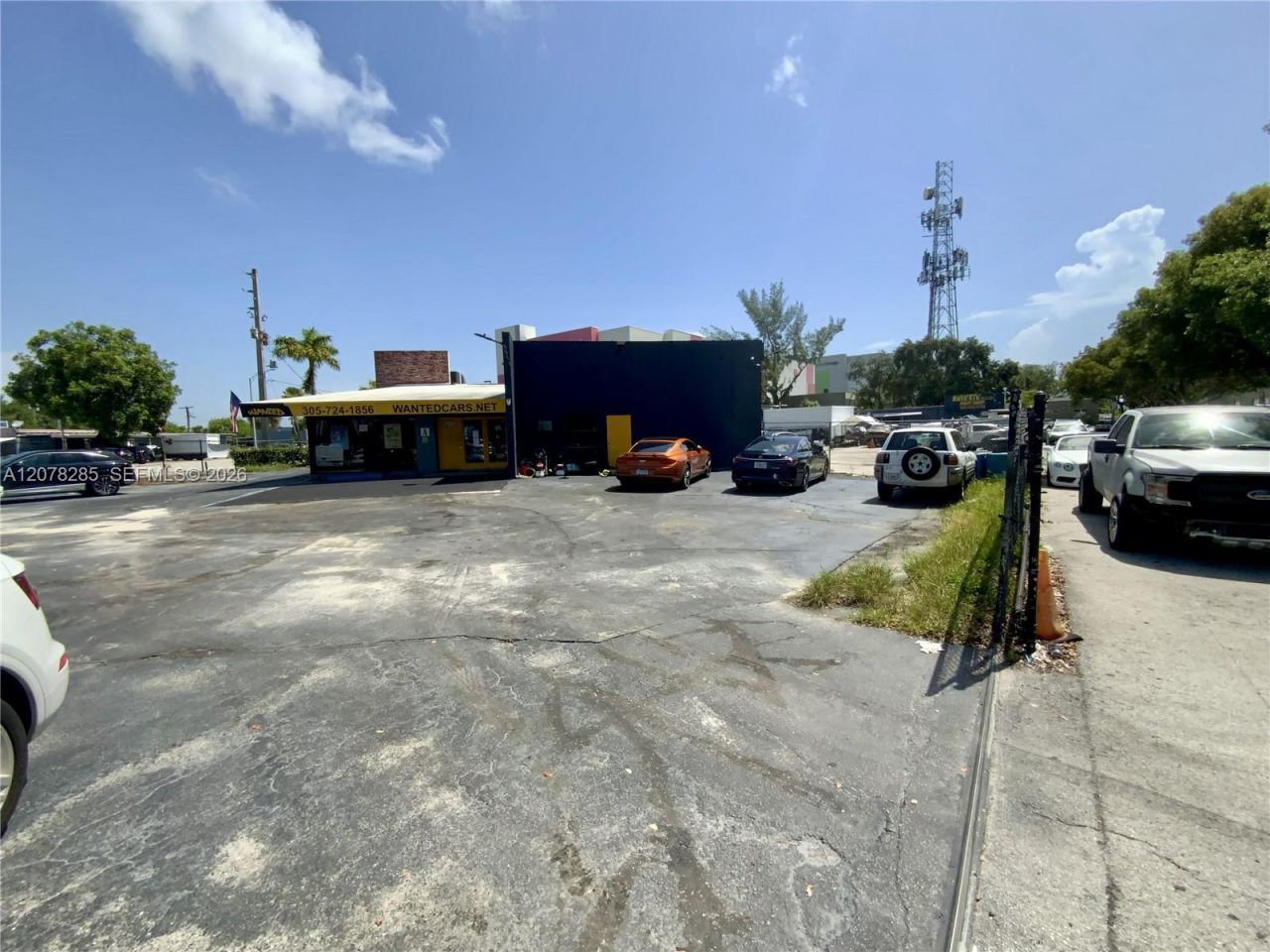 15551 W Dixie Hwy, North Miami Beach, FL 33162 Photo