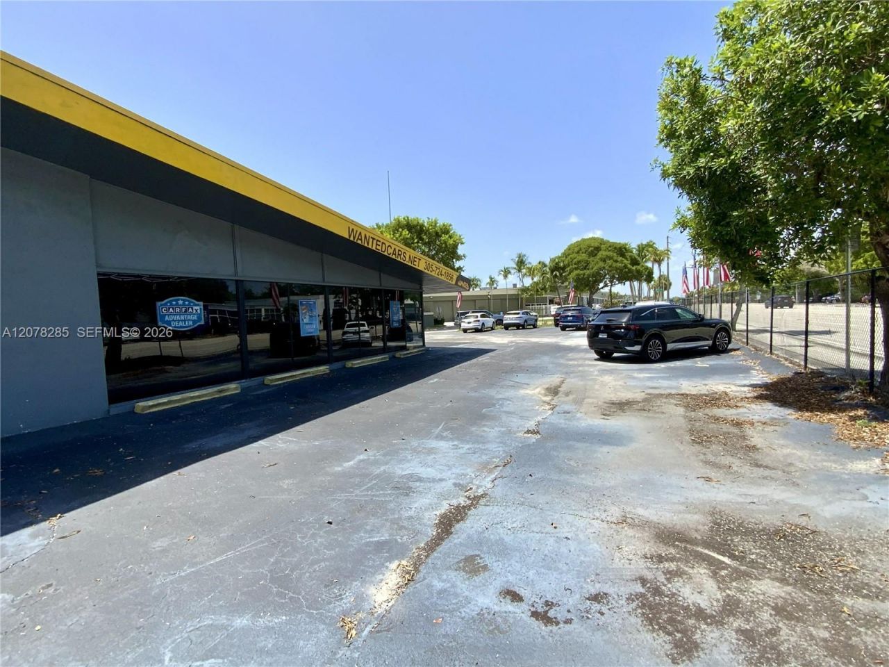 15551 W Dixie Hwy, North Miami Beach, FL 33162 Photo