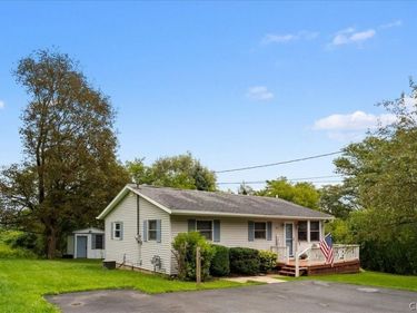 9615 Holman City Road , Sauquoit, NY 13456
