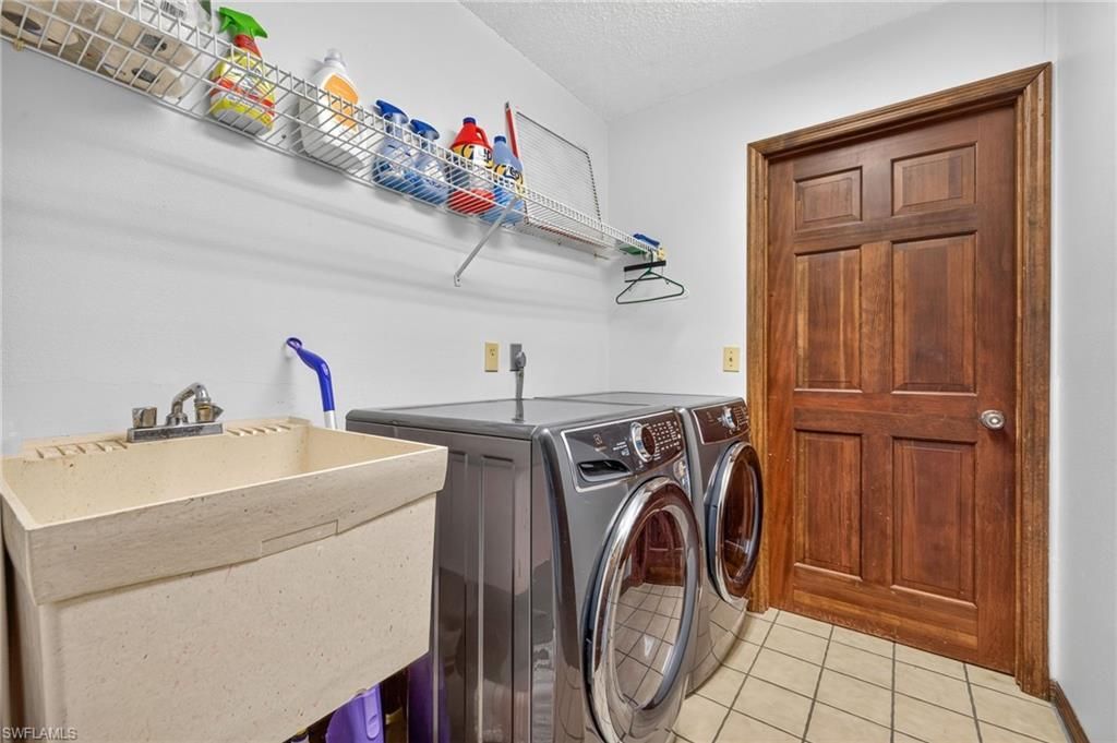 5710 Basswood Ct, Fort Myers, FL 33919 Photo