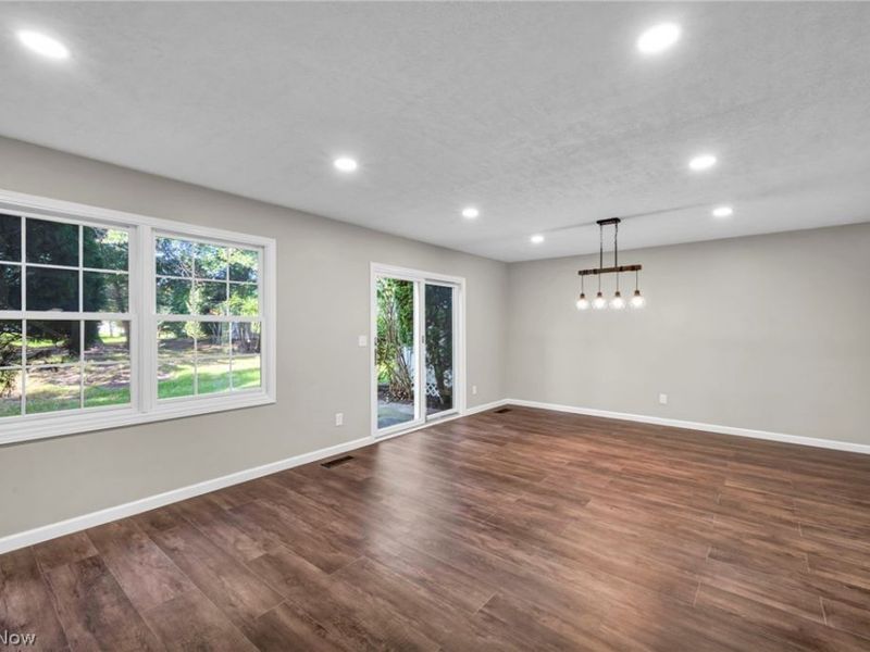 19311 Bradford Court, Strongsville, OH 44149 Photo 16