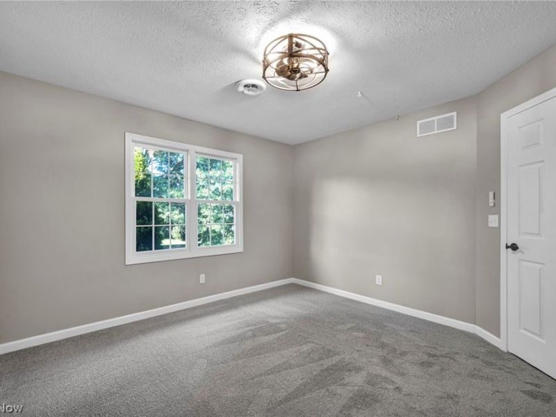 19311 Bradford Court, Strongsville, OH 44149 Photo 24