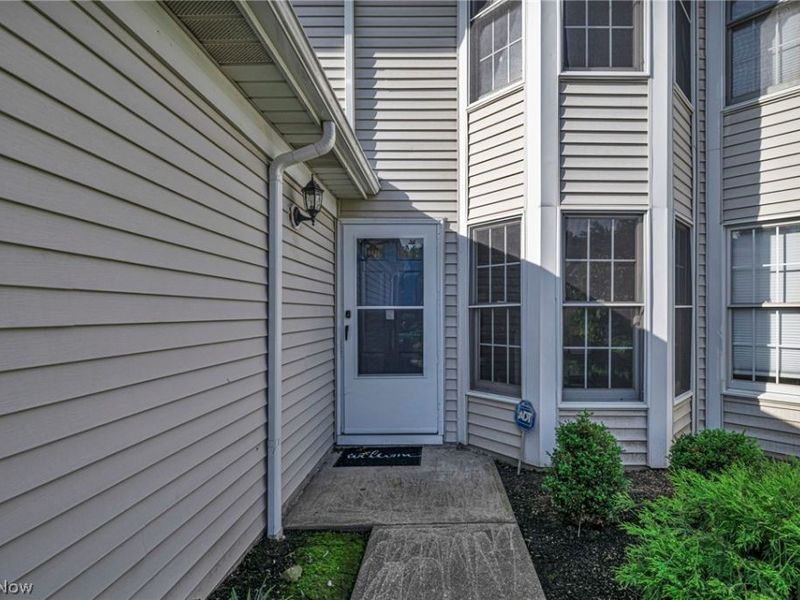 19311 Bradford Court, Strongsville, OH 44149 Photo 3