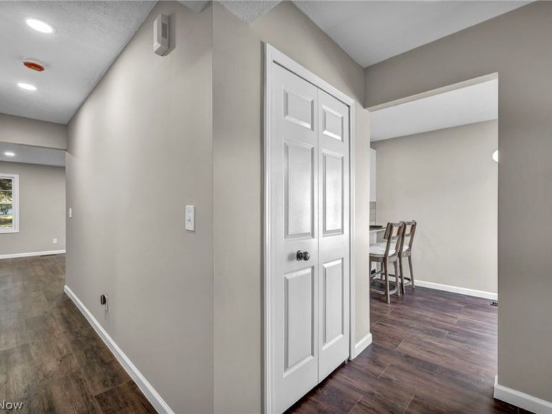 19311 Bradford Court, Strongsville, OH 44149 Photo 4