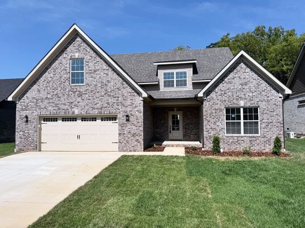 3425 Southall Boulevard , Bowling Green, KY 42101