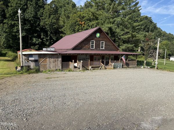 11190 Highway 421, Trade, TN 37691