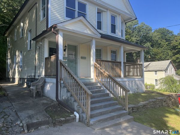 112-114 Hillside, Shelton, CT 06484