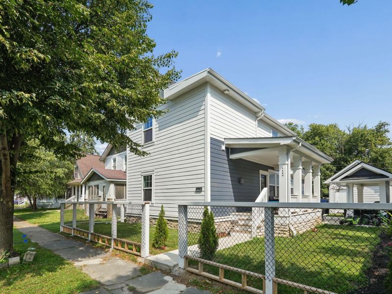 1498 Briarwood Avenue , Columbus, OH 43211 Photo 3