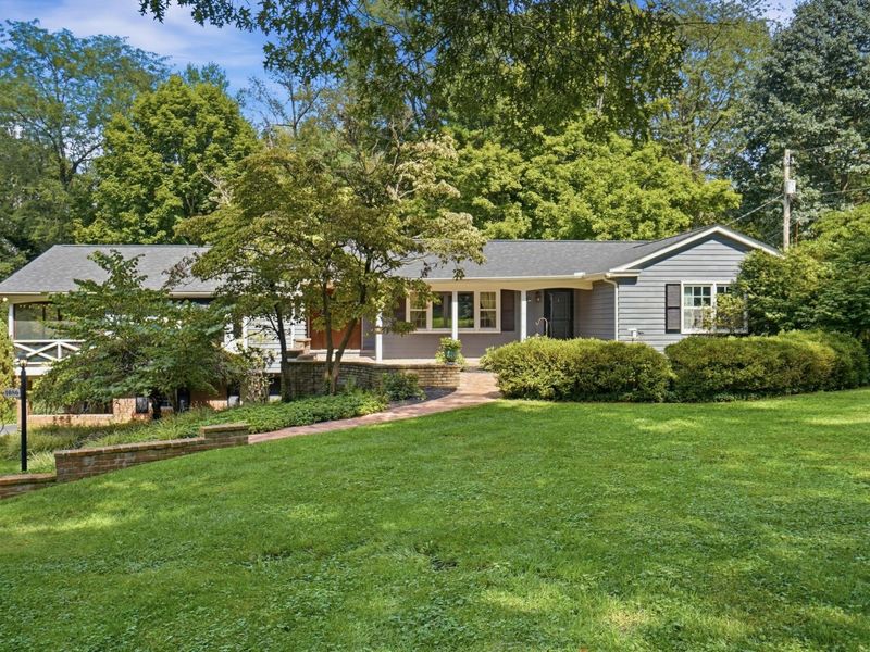 1086 Burg Street, Granville, OH 43023 Photo 3
