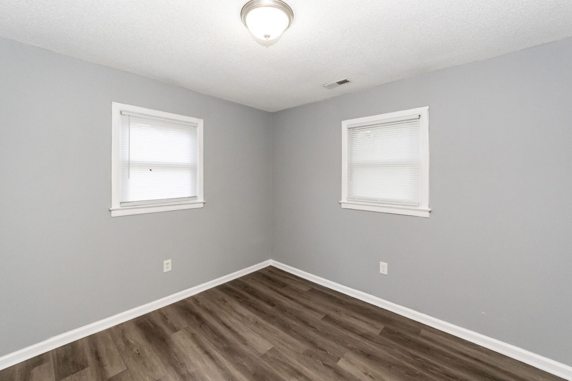 1529 Marietta Street Photo 24
