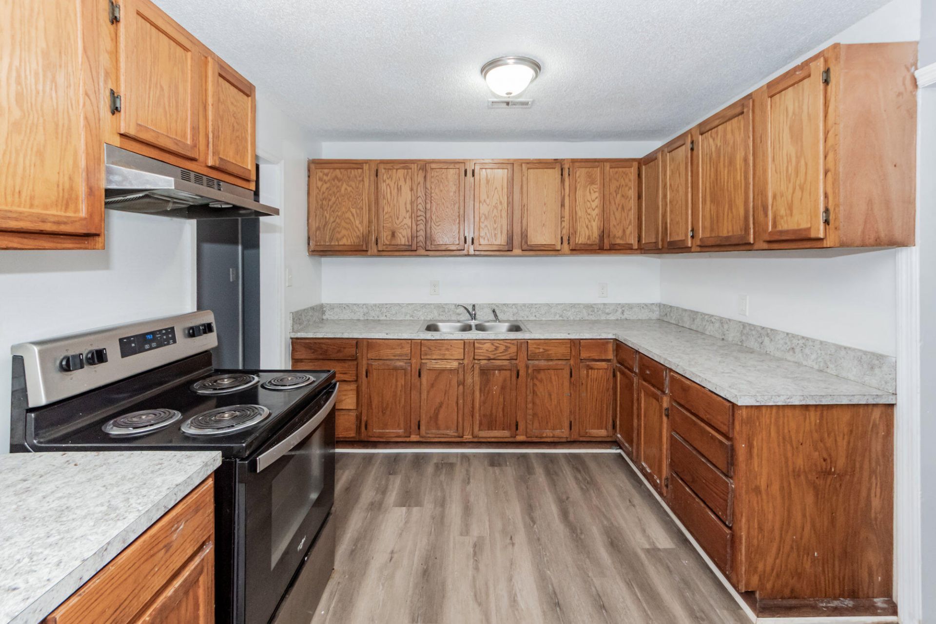 1529 Marietta Street Photo 9