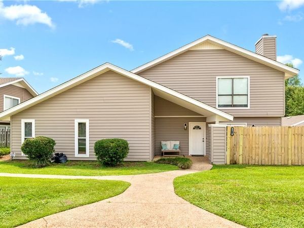 6505 Cedar Bend Court, Unit B, Mobile, AL 36608
