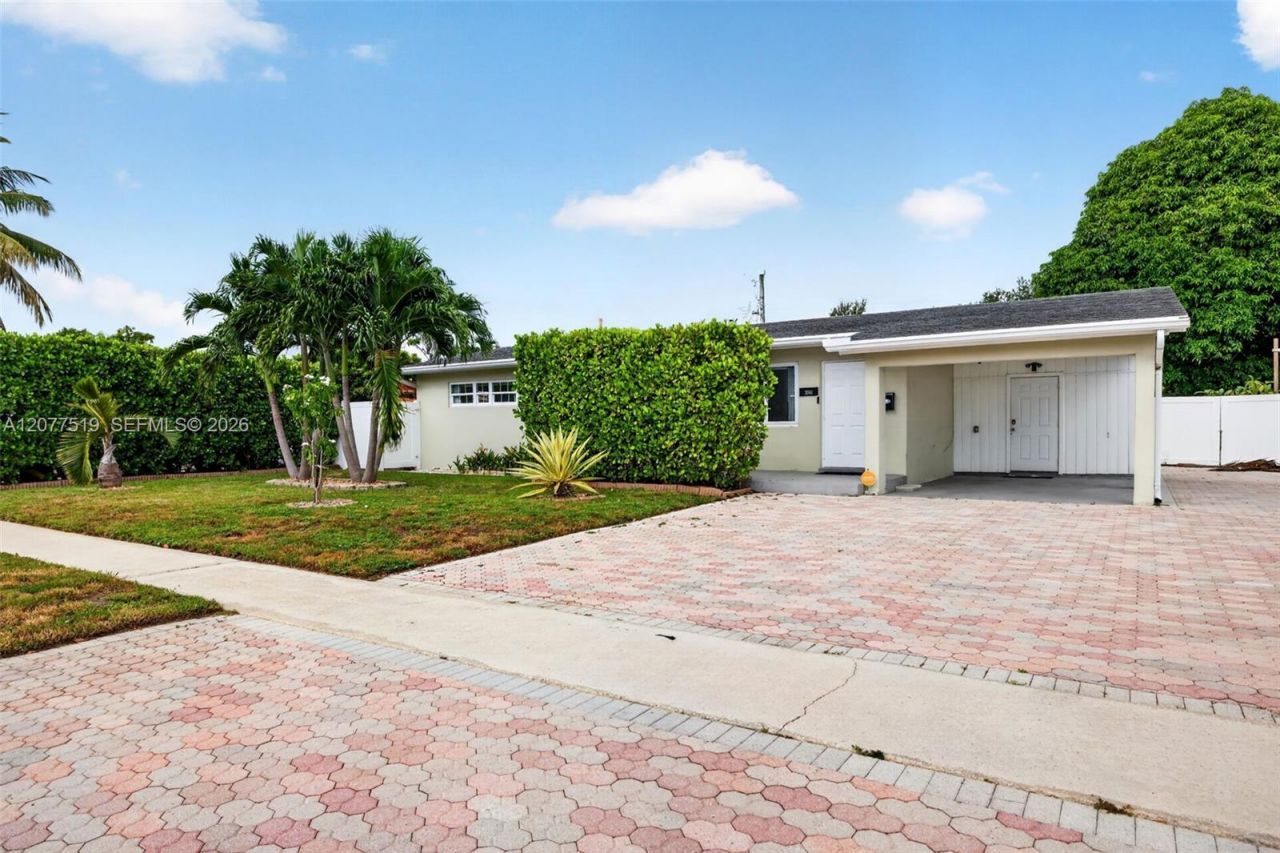 2061 SW 38th Ave, Fort Lauderdale, FL 33312 Photo