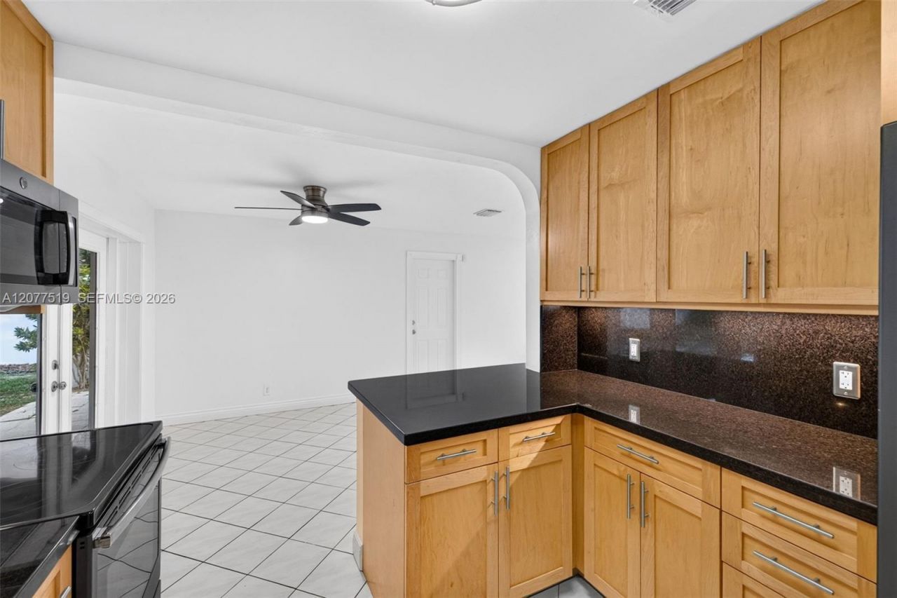 2061 SW 38th Ave, Fort Lauderdale, FL 33312 Photo