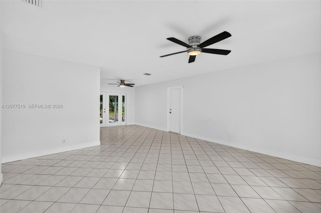 2061 SW 38th Ave, Fort Lauderdale, FL 33312 Photo