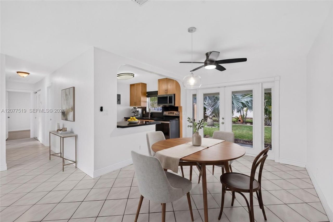 2061 SW 38th Ave, Fort Lauderdale, FL 33312 Photo