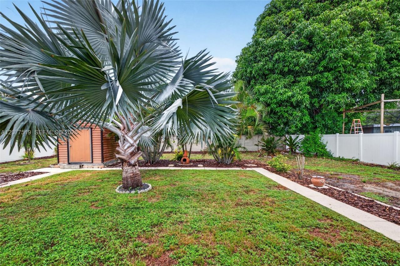 2061 SW 38th Ave, Fort Lauderdale, FL 33312 Photo