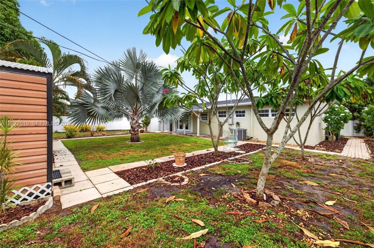 2061 SW 38th Ave, Fort Lauderdale, FL 33312 Photo