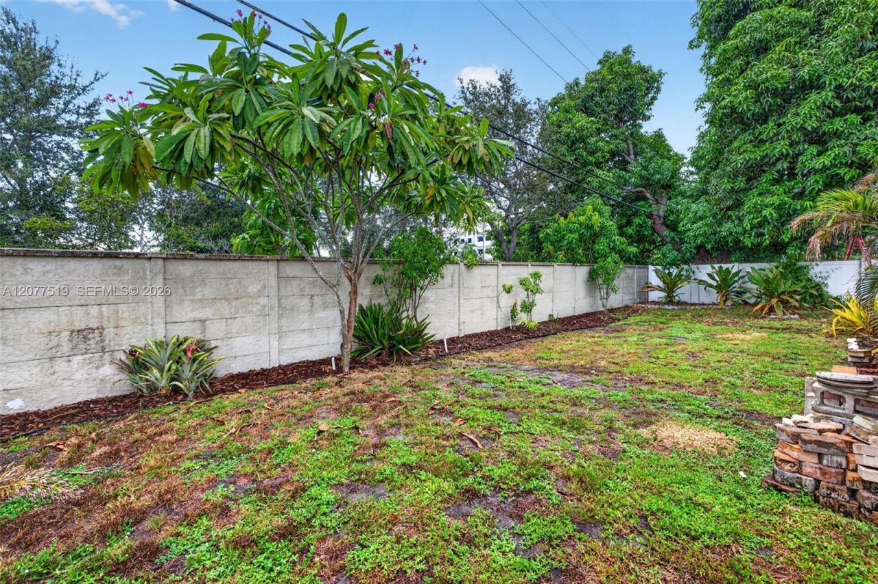 2061 SW 38th Ave, Fort Lauderdale, FL 33312 Photo
