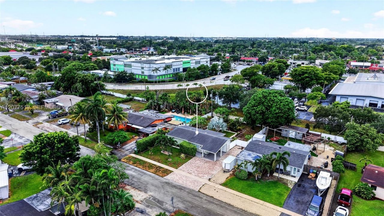 2061 SW 38th Ave, Fort Lauderdale, FL 33312 Photo