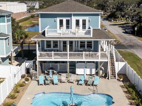 4929 E Pelican Drive, Oak Island, NC 28465