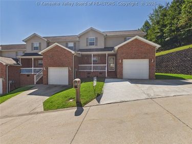 19 Moonlight Drive, Elkview, WV 25071
