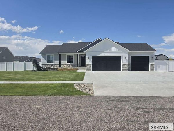 5059 E Allcott Drive, IONA, ID 83427