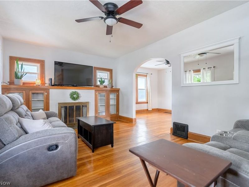 218 Harding Avenue SW, Massillon, OH 44646 Photo 5