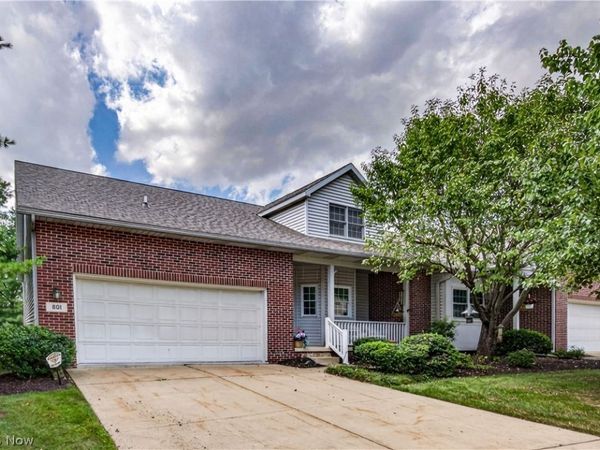 801 Gardenstone Circle , Unit 37A, Tallmadge, OH 44278