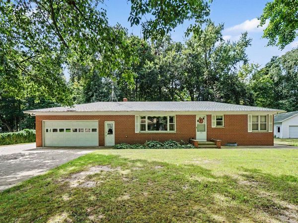 304 Orchard Circle, Gobles, MI 49055