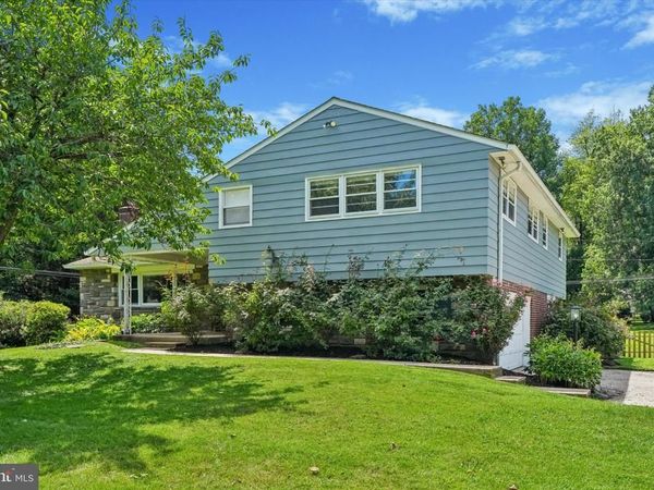 1910 STONE RIDGE LANE , VILLANOVA, PA 19085