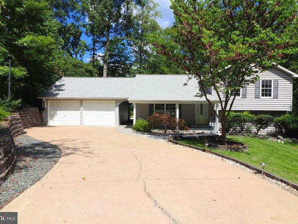 6 CRAFTSMAN COURT, STAFFORD, VA 22554